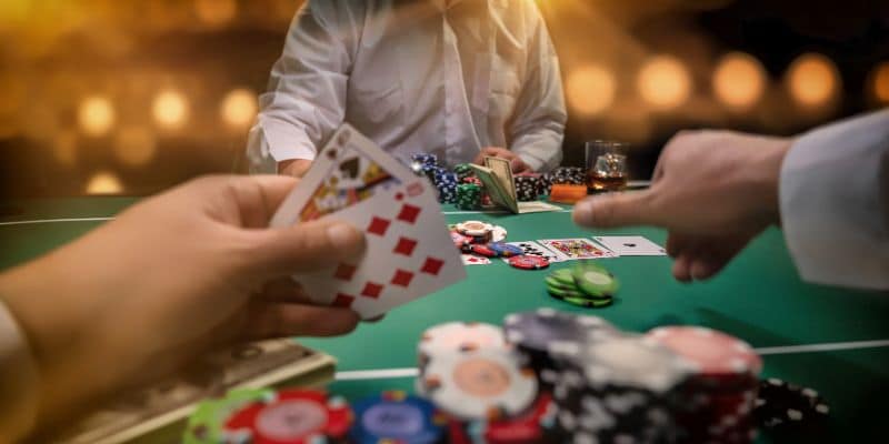 Các thuật ngữ cơ bản trong Poker là chìa khóa đưa bạn đến gần hơn với game